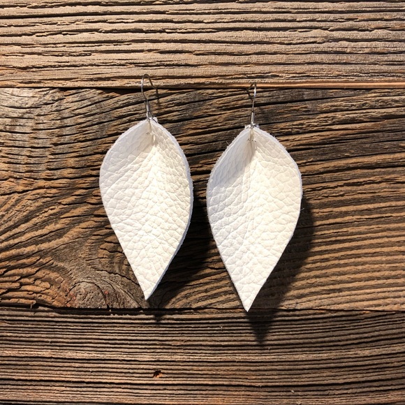 White - Real Leather Leaf Earrings! Super Soft! - Picture 5 of 7